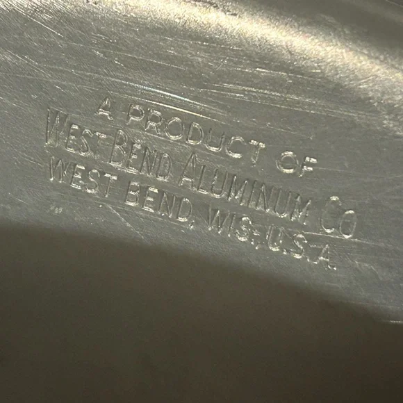 19” x 5.5” Aluminum Cake Stand